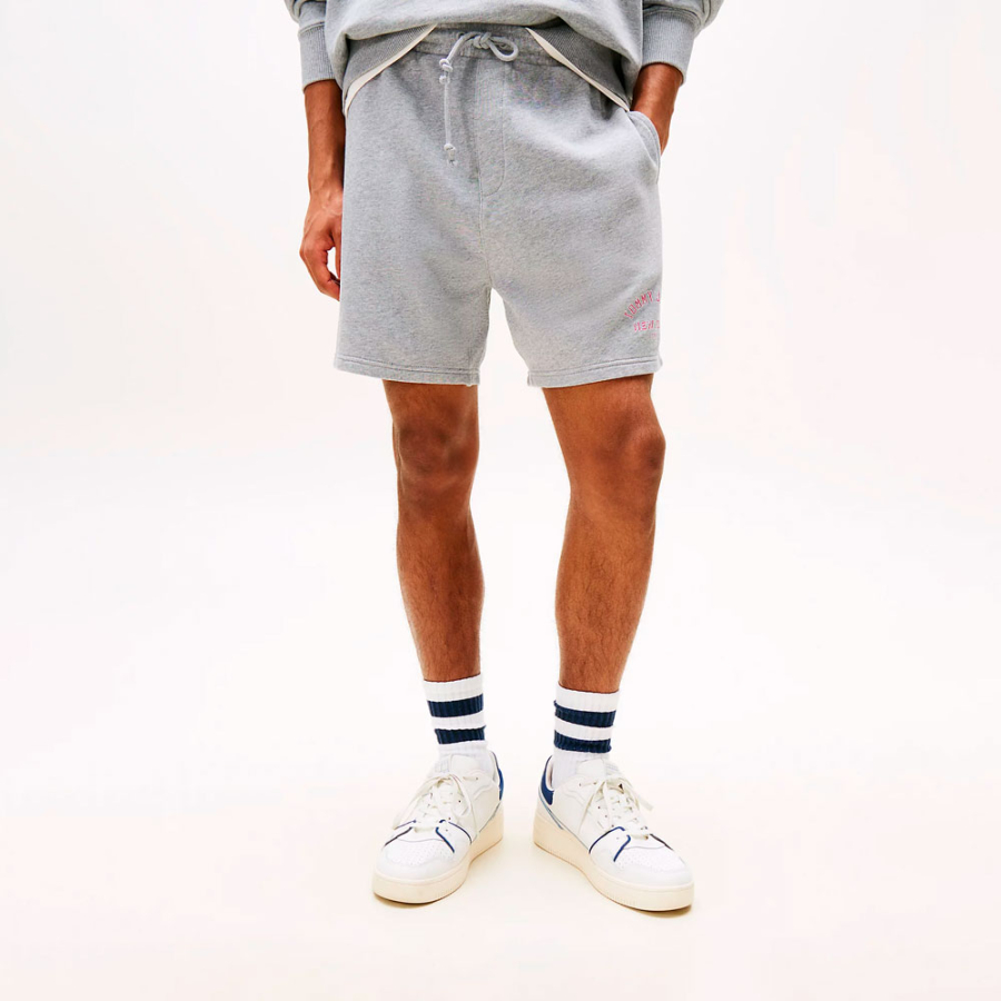 pantalon-corto-de-chandal-amplio pantalon-corto-de-chandal-amplio