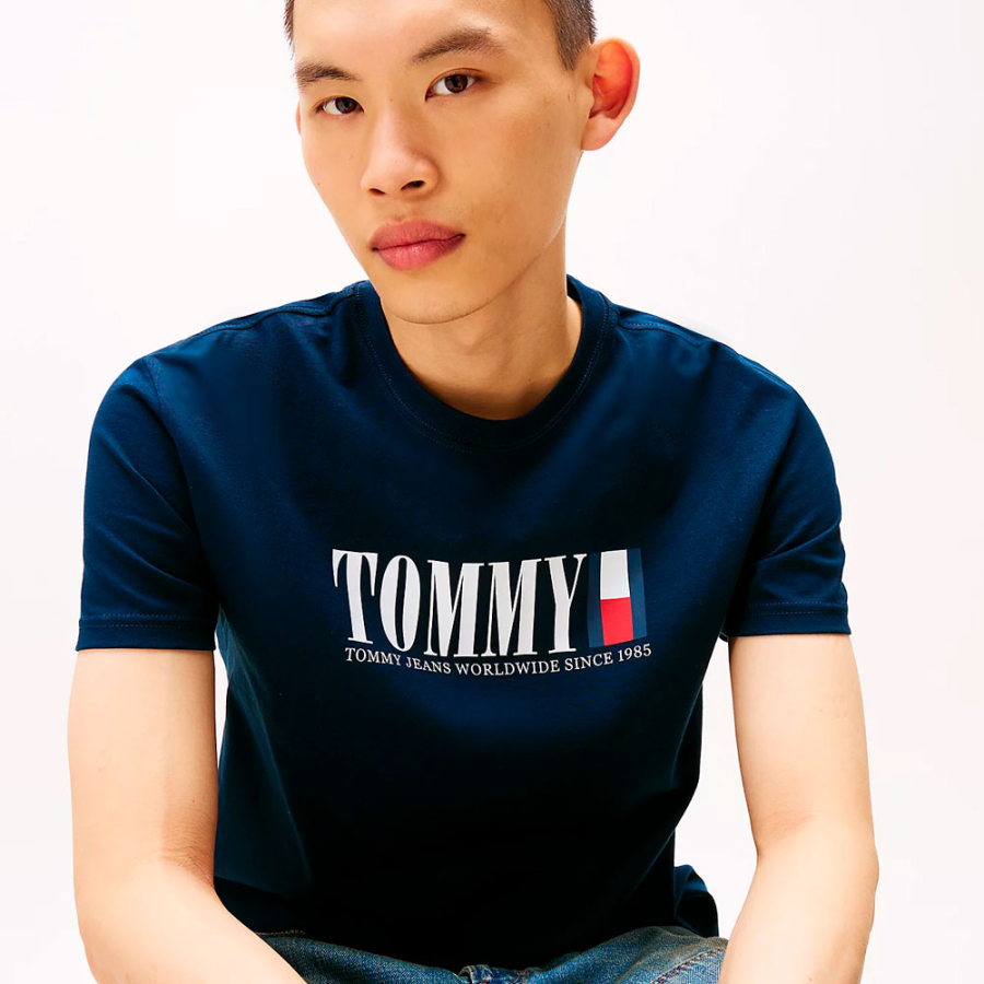 t-shirt-col-rond-avec-logo t-shirt-col-rond-avec-logo