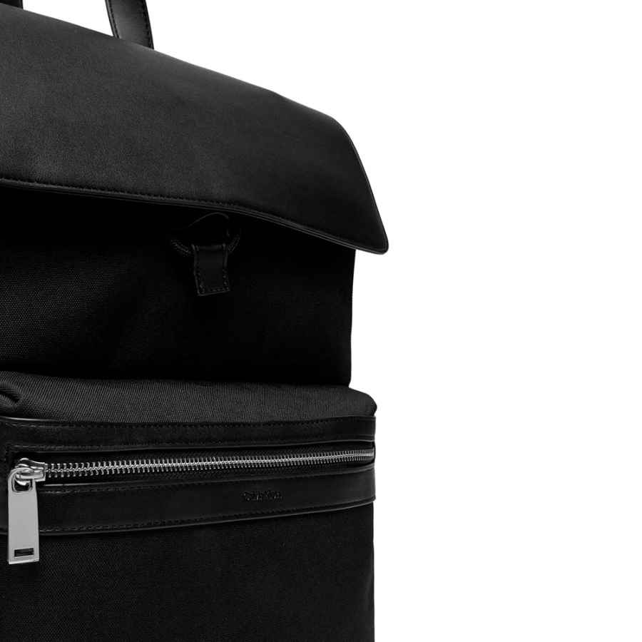 rucksack-mit-kontrastklappe rucksack-mit-kontrastklappe