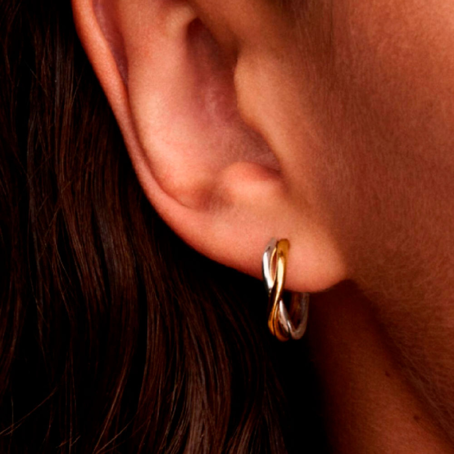 boucles-d-oreilles-creoles-ouvertes-bicolores-de-forme-organique-263880c00 boucles-d-oreilles-creoles-ouvertes-bicolores-de-forme-organique-263880c00