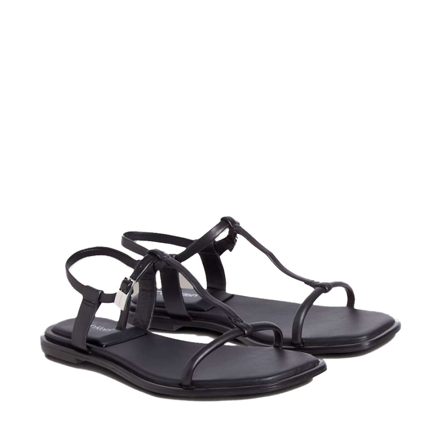 flat-leather-sandals flat-leather-sandals