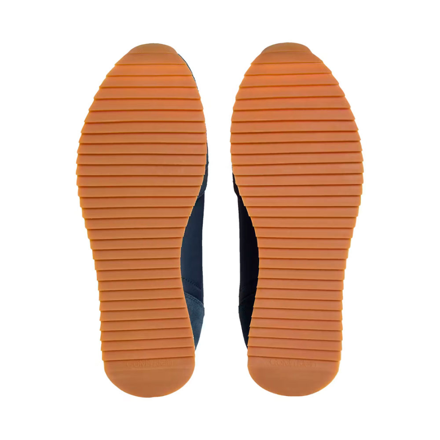retro-runner-socken-sneaker-mit-schnurung retro-runner-socken-sneaker-mit-schnurung