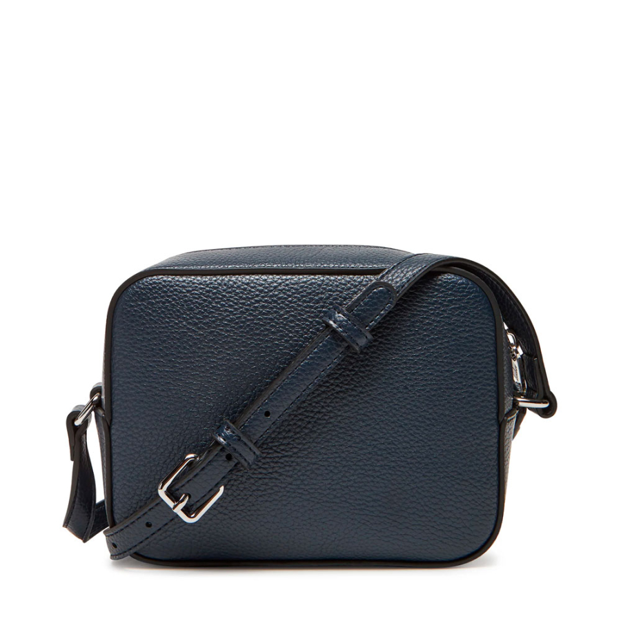 sac-bandouliere-a-badge-ton-sur-ton sac-bandouliere-a-badge-ton-sur-ton