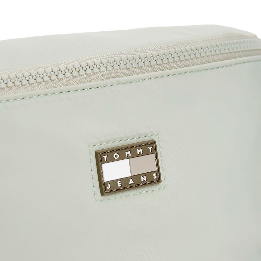 sac-banane-avec-logo-caoutchoute sac-banane-avec-logo-caoutchoute