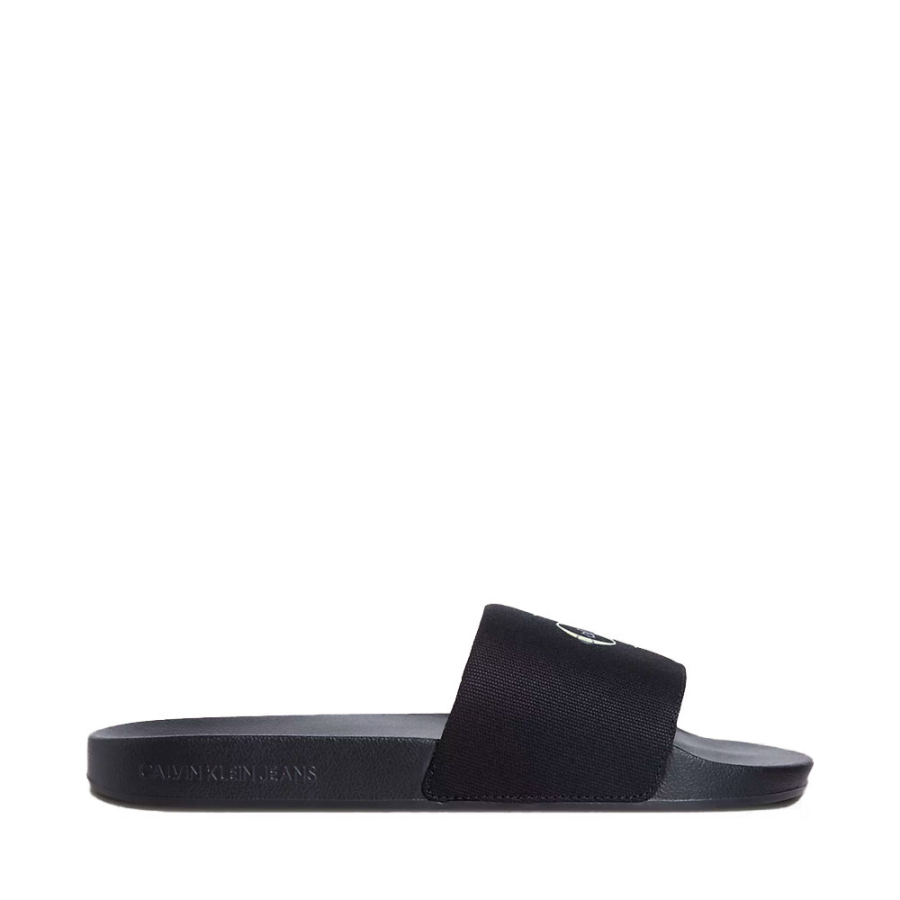 canvas-flip-flops-with-logo canvas-flip-flops-with-logo