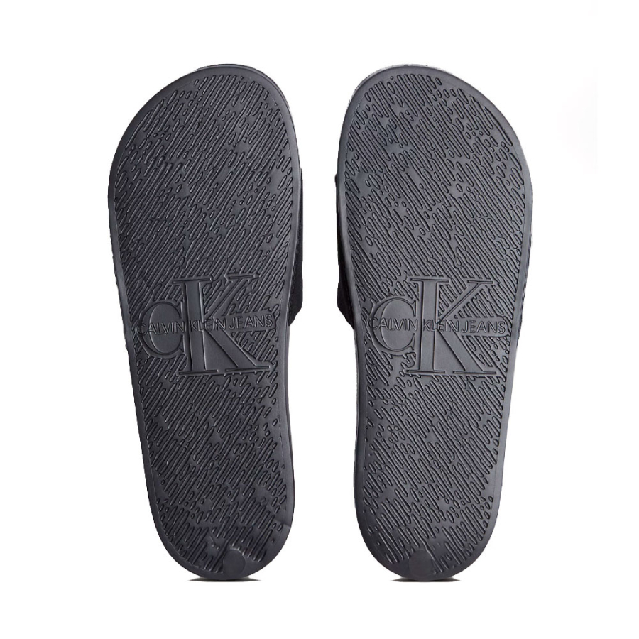 canvas-flip-flops-with-logo canvas-flip-flops-with-logo