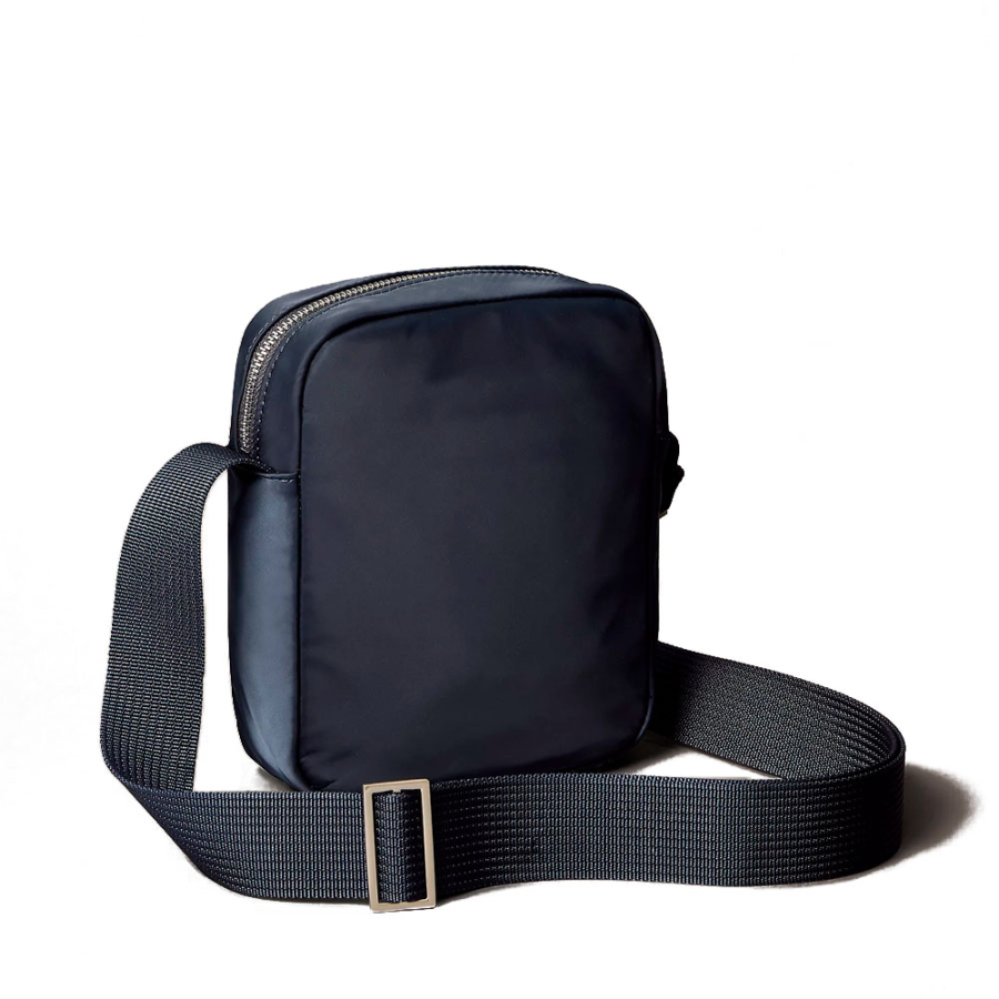borsa-a-tracolla-reporter-in-nylon-elegante borsa-a-tracolla-reporter-in-nylon-elegante