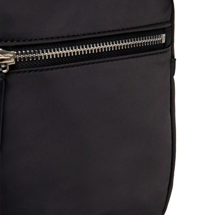 sac-a-bandouliere-reporter-en-nylon-elegant sac-a-bandouliere-reporter-en-nylon-elegant