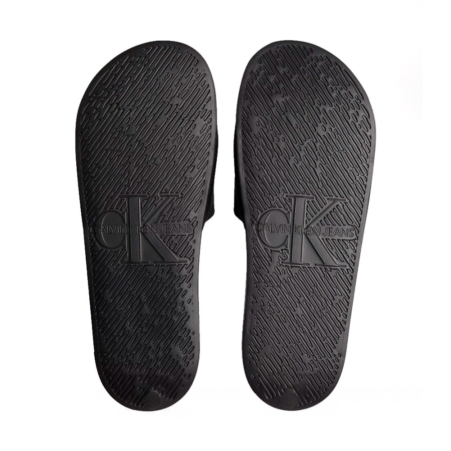 canvas-flip-flops-with-logo canvas-flip-flops-with-logo