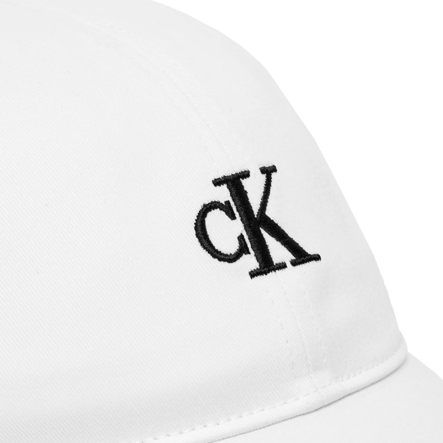 twill-cap-with-logo twill-cap-with-logo