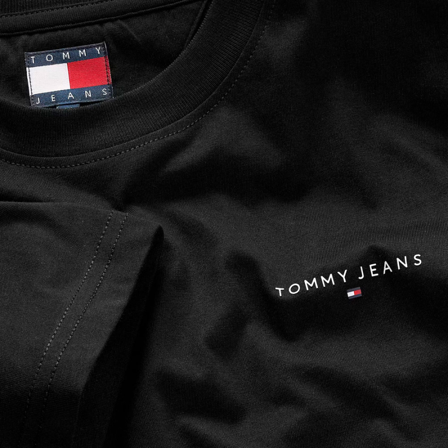 schmales-t-shirt-mit-linearem-logo schmales-t-shirt-mit-linearem-logo