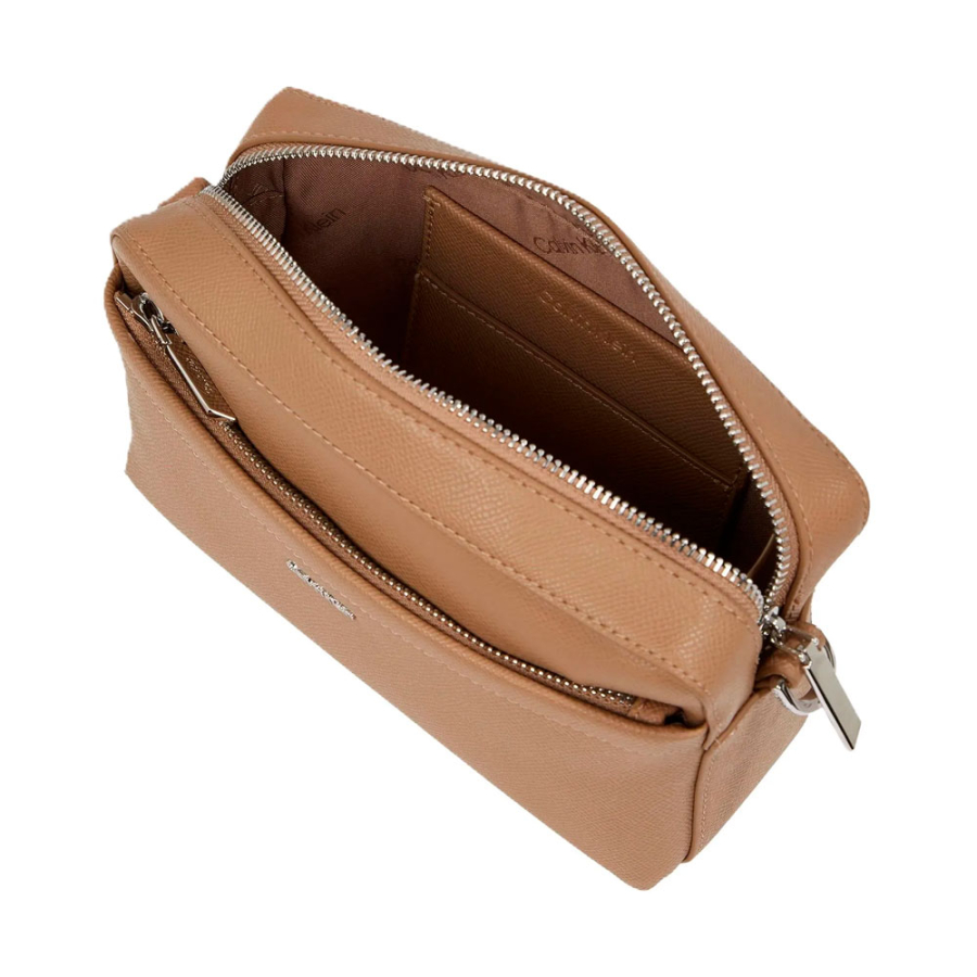 convertible-messenger-bag convertible-messenger-bag