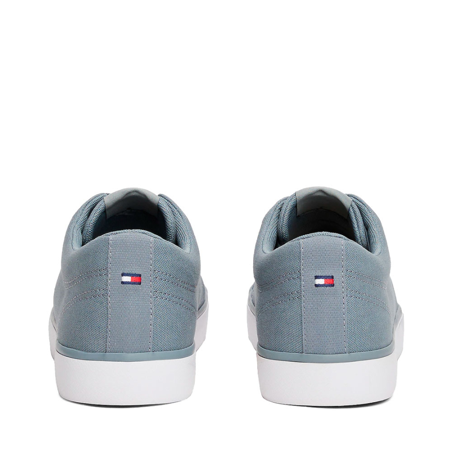 sneakers-with-logo-patch sneakers-with-logo-patch