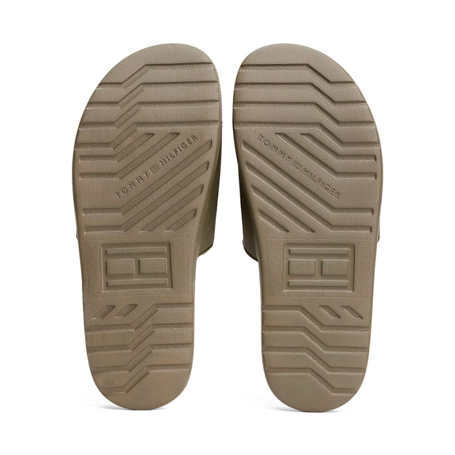 flip-flops-with-textured-logo flip-flops-with-textured-logo