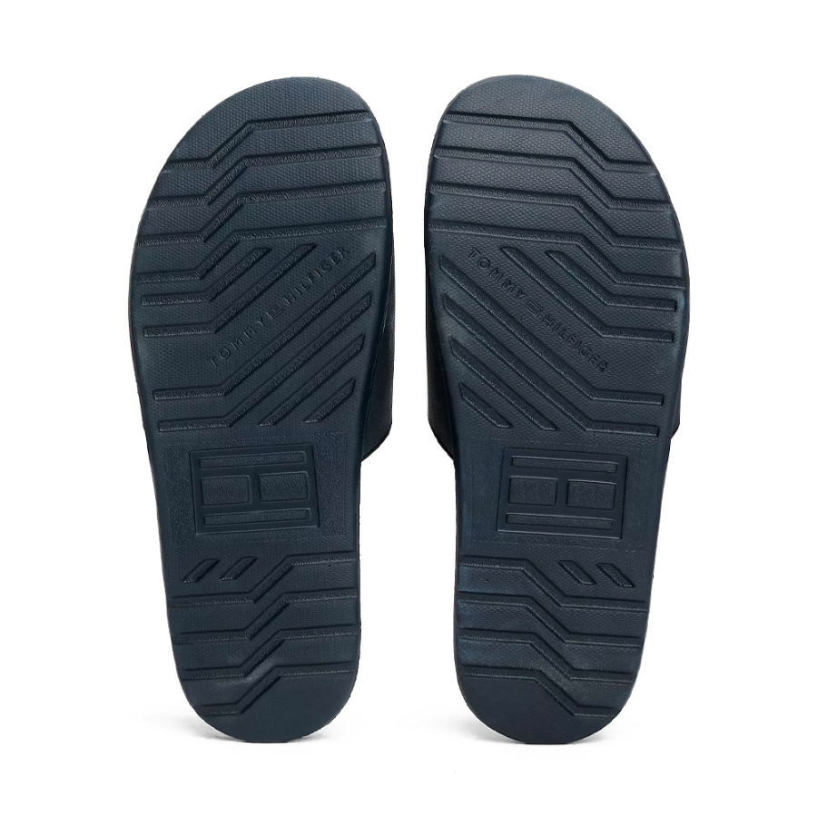 flip-flops-with-textured-logo flip-flops-with-textured-logo