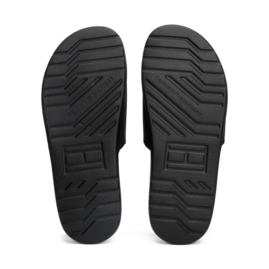 flip-flops-mit-strukturiertem-logo