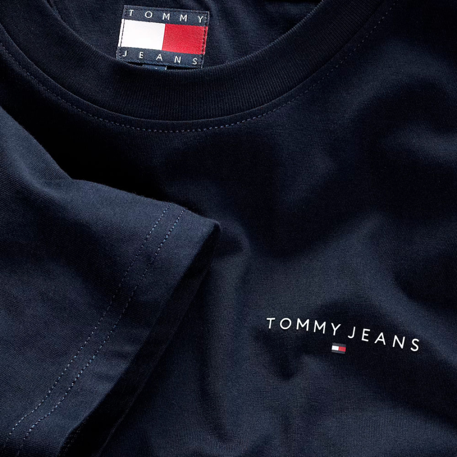 camiseta-slim-com-logotipo-linear camiseta-slim-com-logotipo-linear