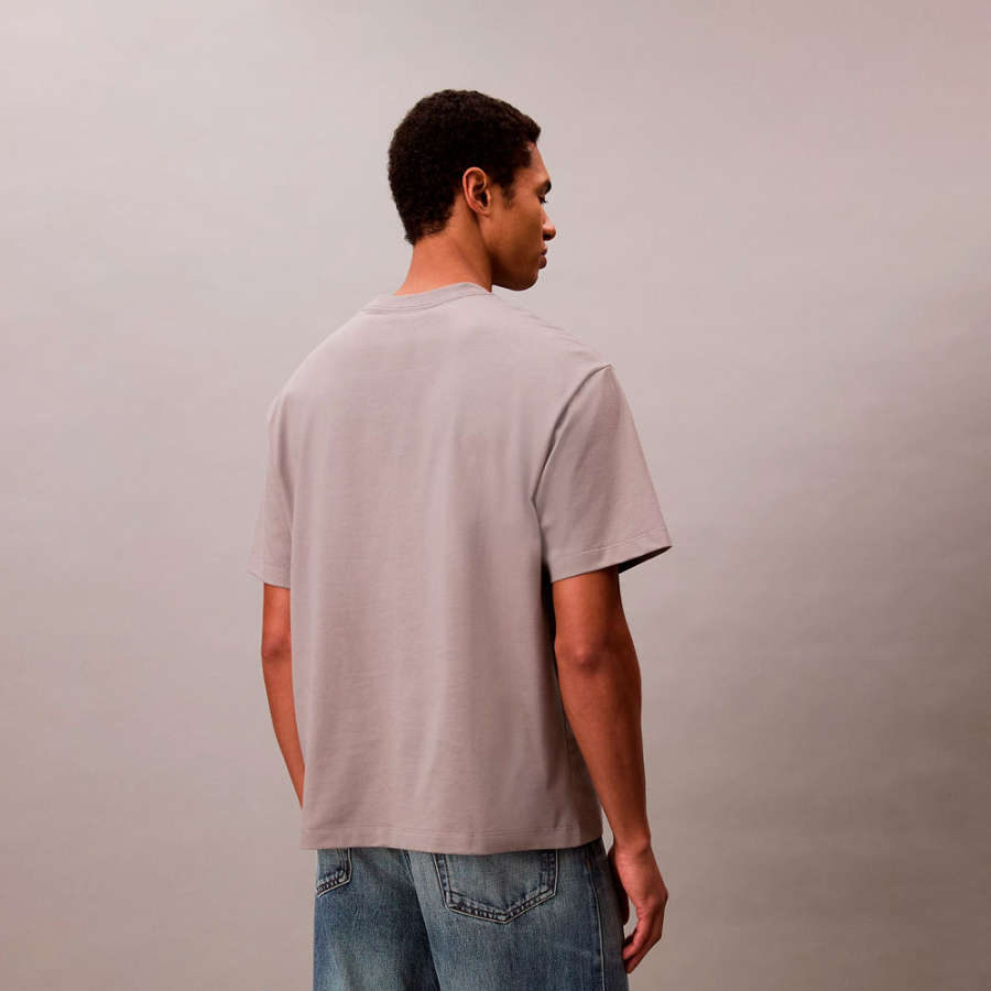 maglietta-larga-con-logo-calvin-klein maglietta-larga-con-logo-calvin-klein