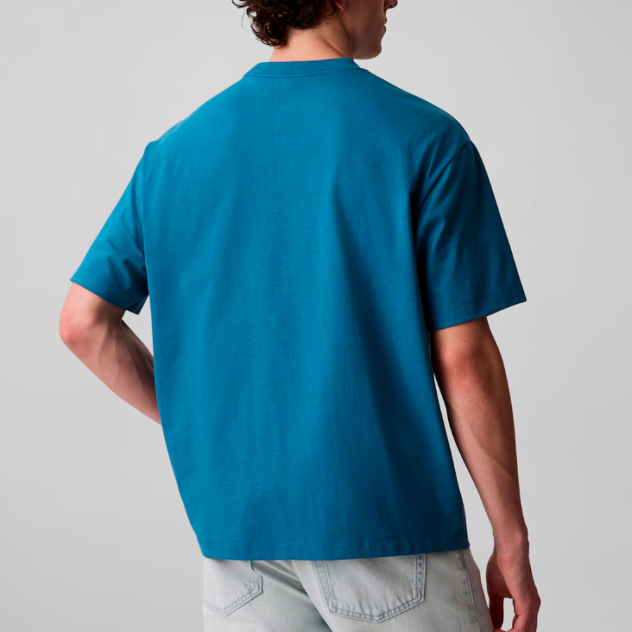 loose-fitting-graphic-logo-tee loose-fitting-graphic-logo-tee