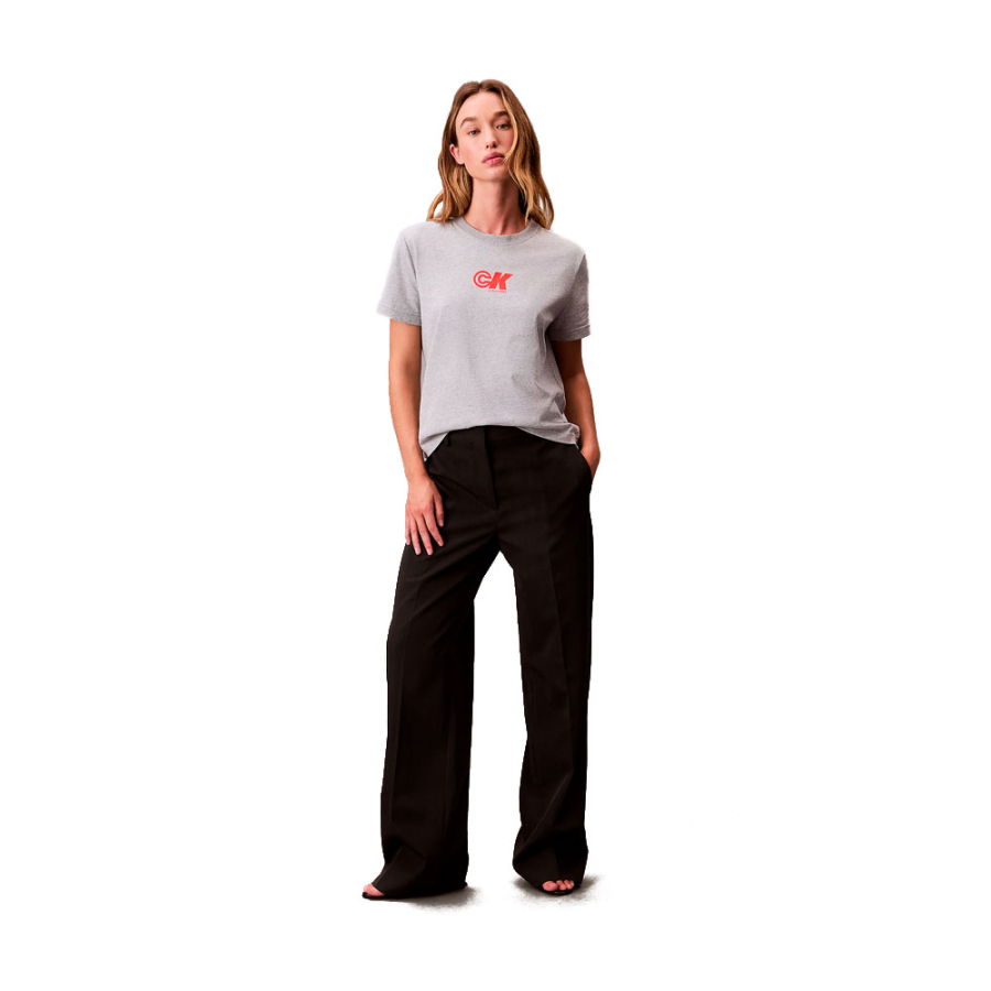 schmales-strick-t-shirt-mit-ck-logo schmales-strick-t-shirt-mit-ck-logo