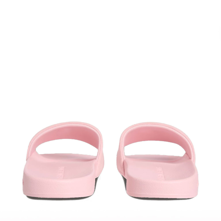 canvas-flip-flops-with-logo canvas-flip-flops-with-logo