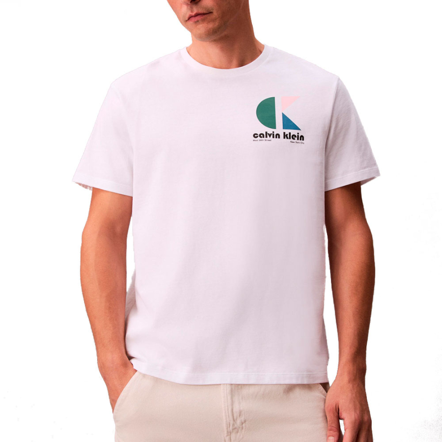 camiseta-com-logotipo-grafico camiseta-com-logotipo-grafico