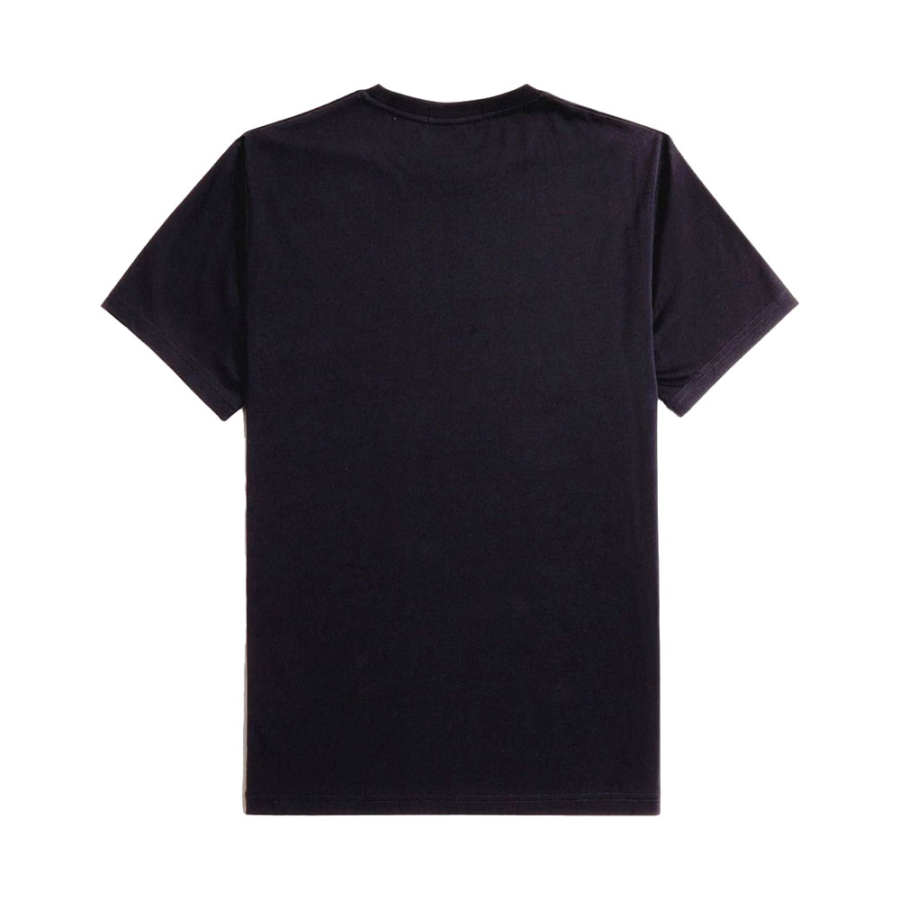t-shirt-mit-markengrafik