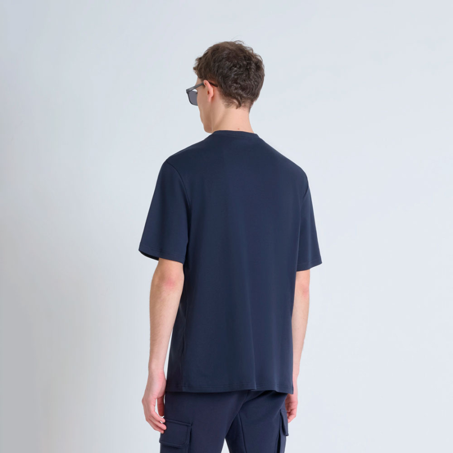 camiseta-de-corte-relaxado-com-logotipo-estampado camiseta-de-corte-relaxado-com-logotipo-estampado