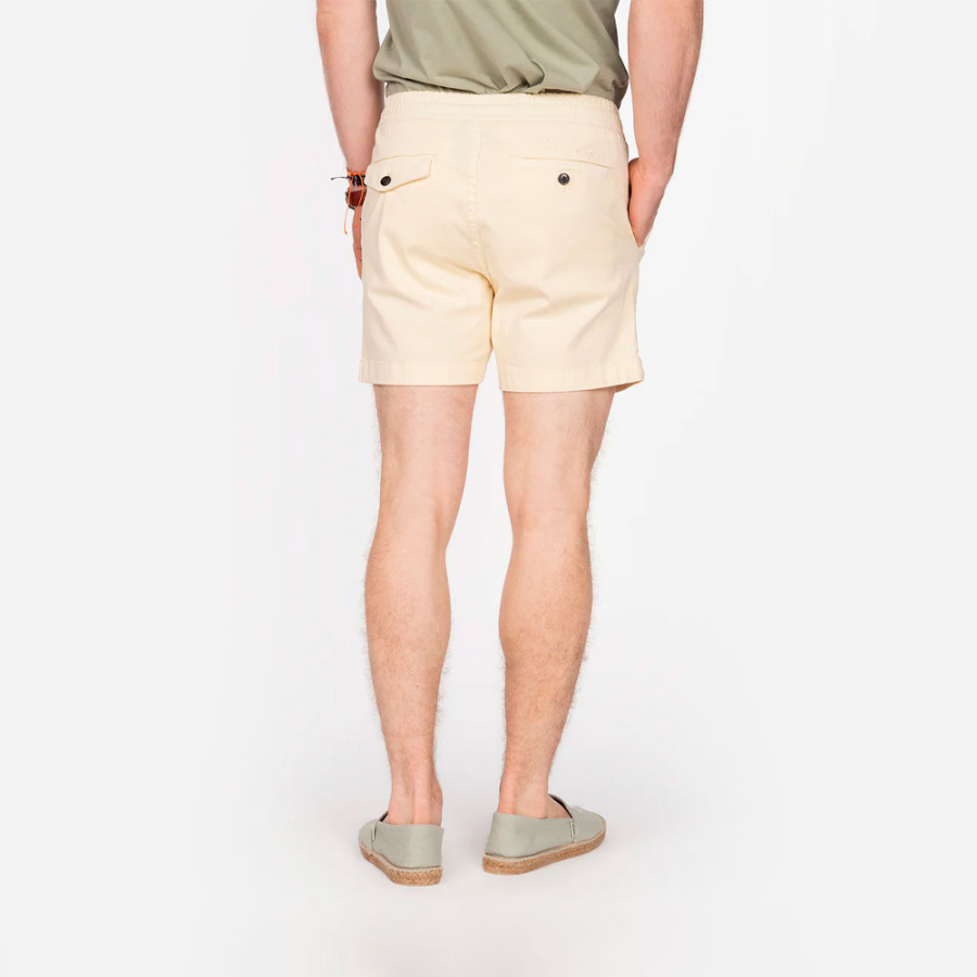 yacht-club-corto