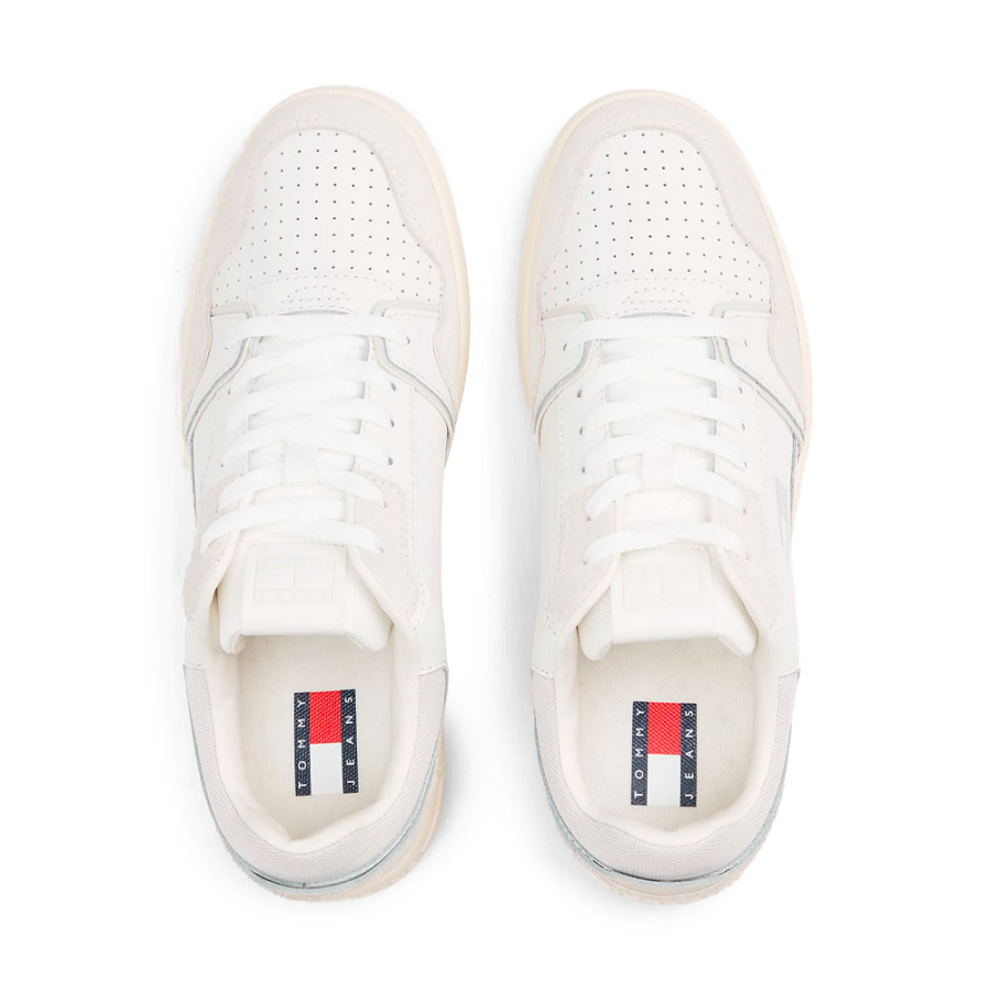 sneakers-con-suola-in-pelle-con-intagli