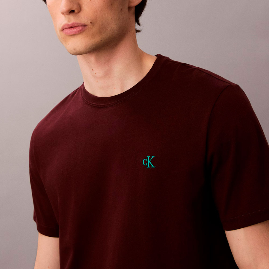 t-shirt-ample-avec-logo-monogramme-brode t-shirt-ample-avec-logo-monogramme-brode
