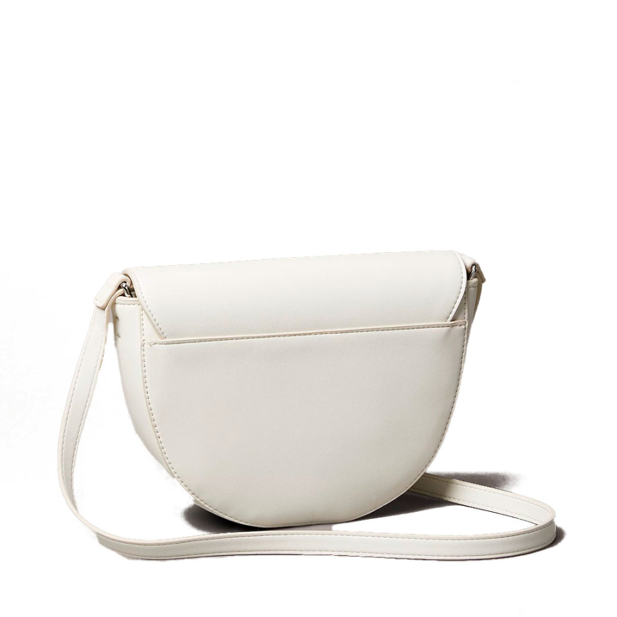 saddle-bag-with-engraved-monogram saddle-bag-with-engraved-monogram