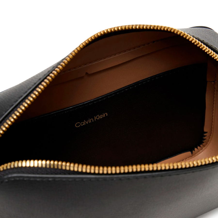 bolsa-para-camera-alongada-com-logotipo-de-foil-bolsa-a-tras bolsa-para-camera-alongada-com-logotipo-de-foil-bolsa-a-tras