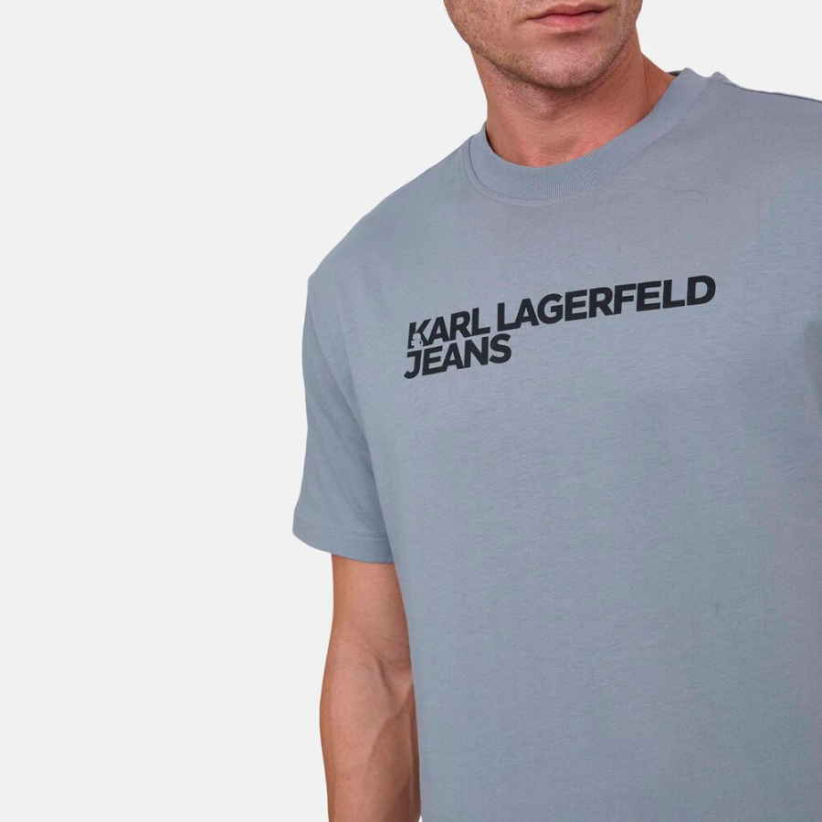 t-shirt-con-logo