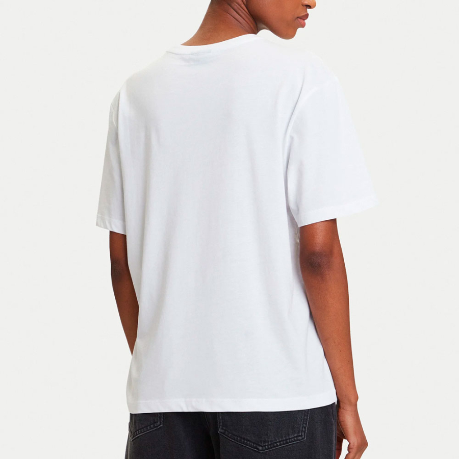 klj-t-shirt-mit-verschwarzem-logo