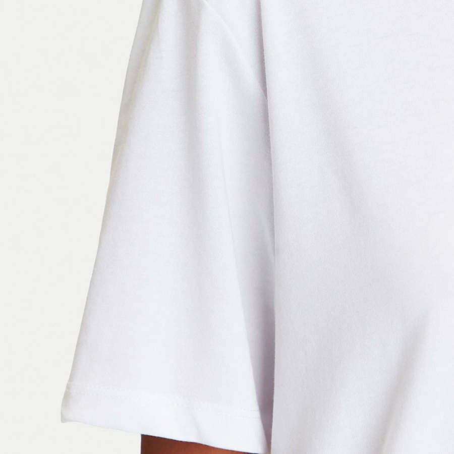 camiseta-klj-com-logotipo-desfolado