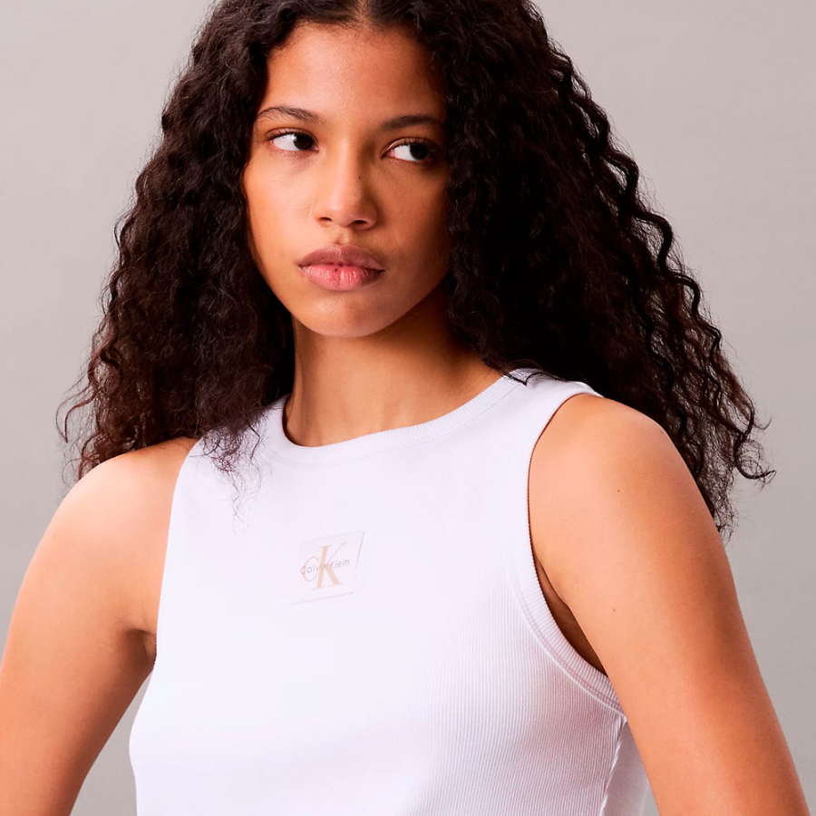 camiseta-de-tirantes-de-canale-de-algodon-con-insignia camiseta-de-tirantes-de-canale-de-algodon-con-insignia