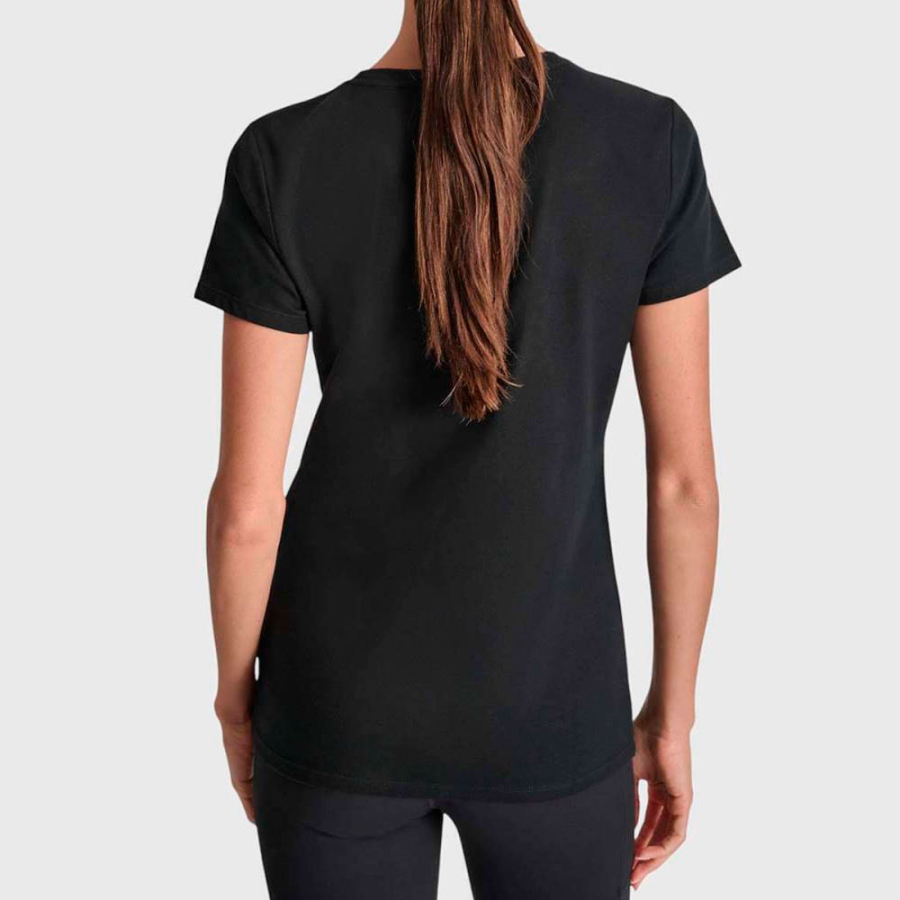 camiseta-de-gola-redonda-com-logo-explodido