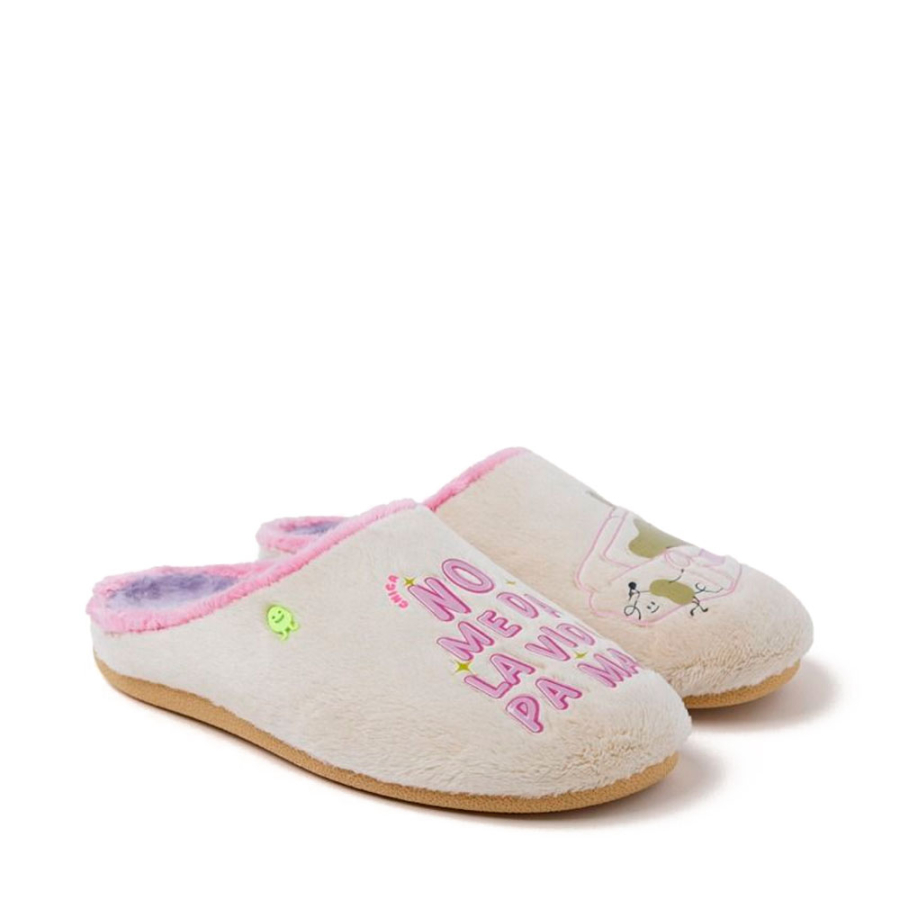 sapatos-peludos-scanlon-com-desenho-e-frase