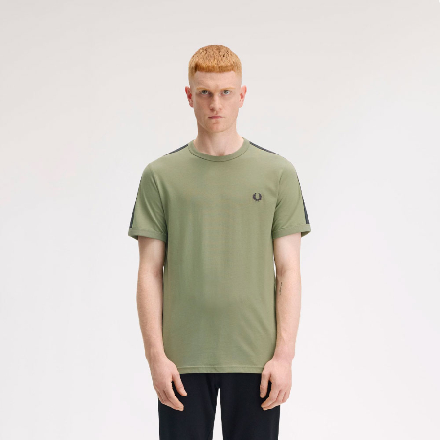 t-shirt-ringer-avec-bande-athletique-contrastante t-shirt-ringer-avec-bande-athletique-contrastante