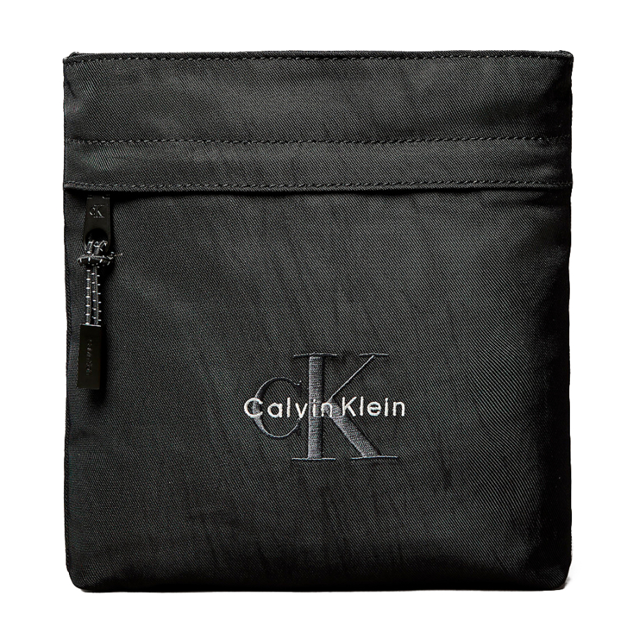 bolsa-plana-de-nailon-con-logo-monograma bolsa-plana-de-nailon-con-logo-monograma