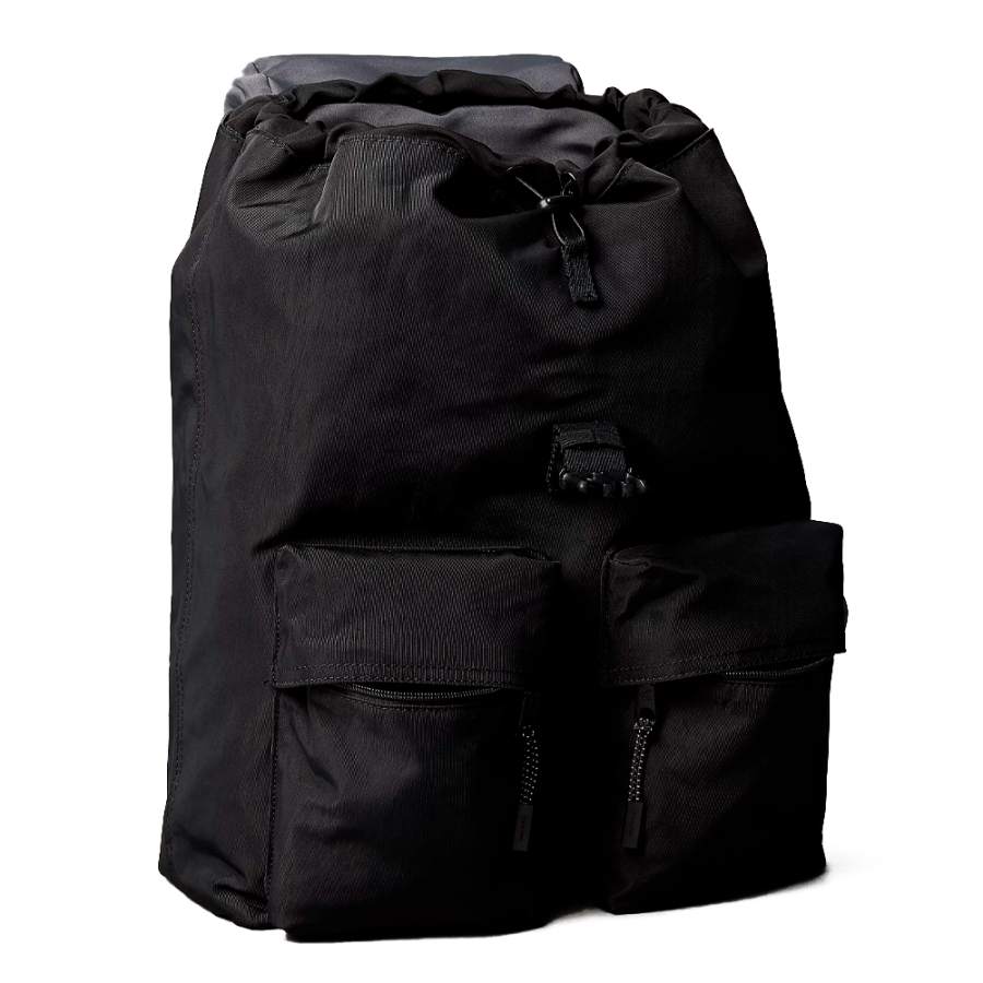 mochila-con-solapa-superior-de-nailon-con-logo-monograma mochila-con-solapa-superior-de-nailon-con-logo-monograma