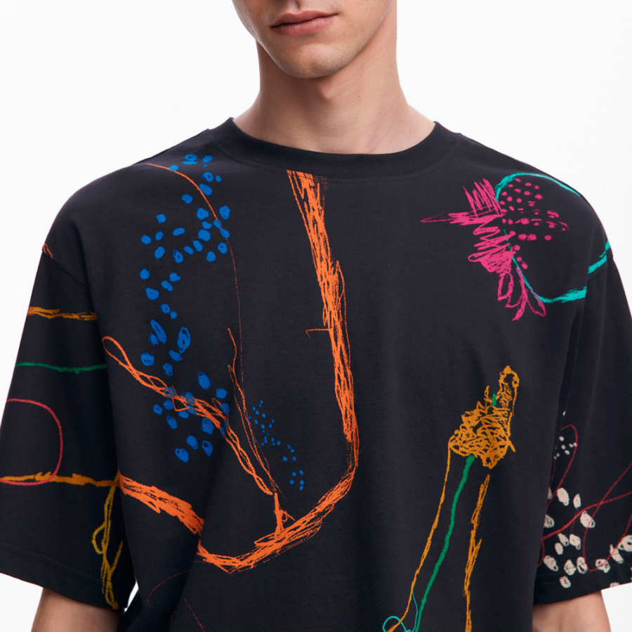 kurzarm-t-shirt-mit-zeichnungen