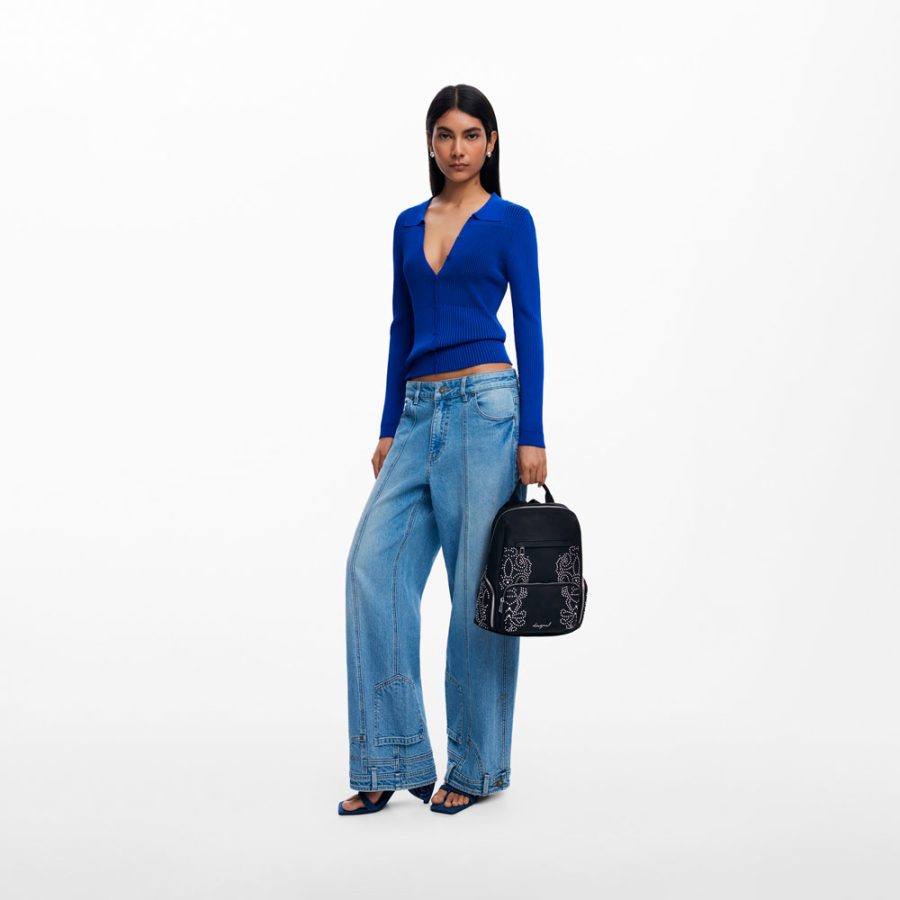 petit-sac-a-dos-a-poche-cloutee petit-sac-a-dos-a-poche-cloutee