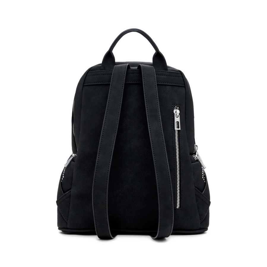 petit-sac-a-dos-a-poche-cloutee petit-sac-a-dos-a-poche-cloutee