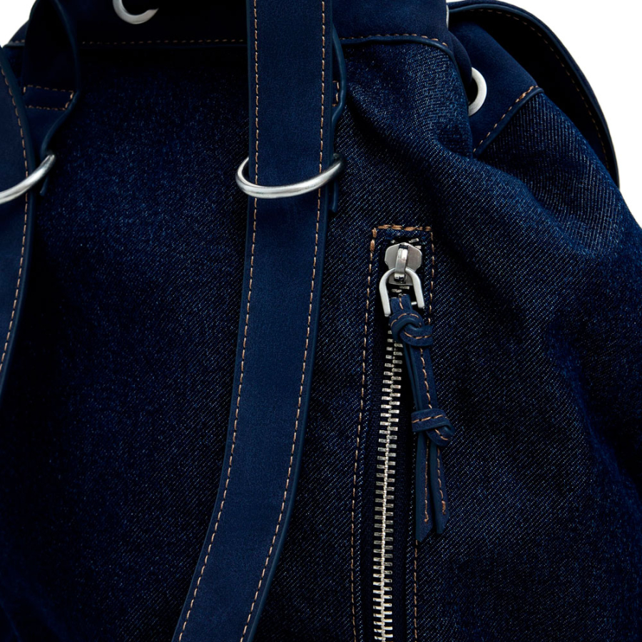 mochila-denim-bombonera-convertible-mediana