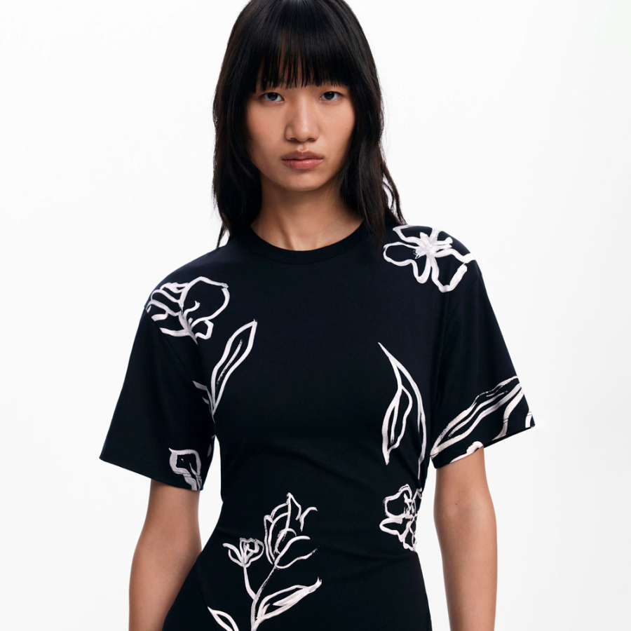 vestido-asimetrico-trazos-flores