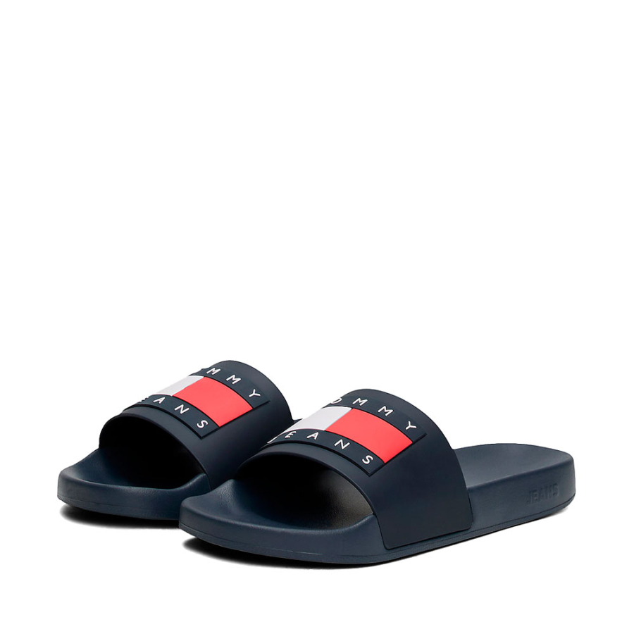 chanclas-con-logo-engomado