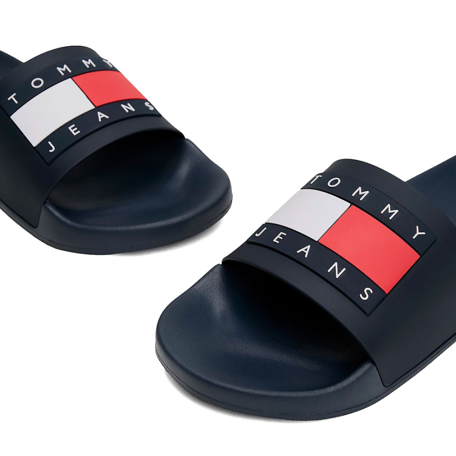 flip-flops-with-rubberized-logo