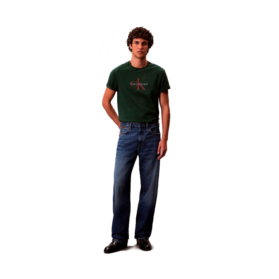 t-shirt-mit-monogramm-logo t-shirt-mit-monogramm-logo